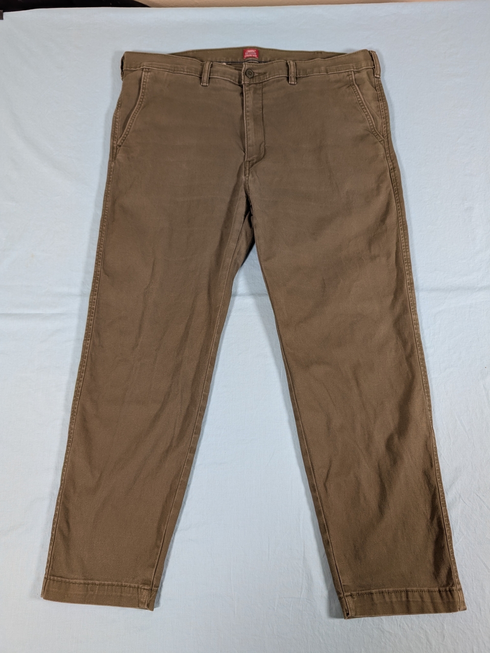 Levi's Men's Tan Chino Pants - Slim Straight